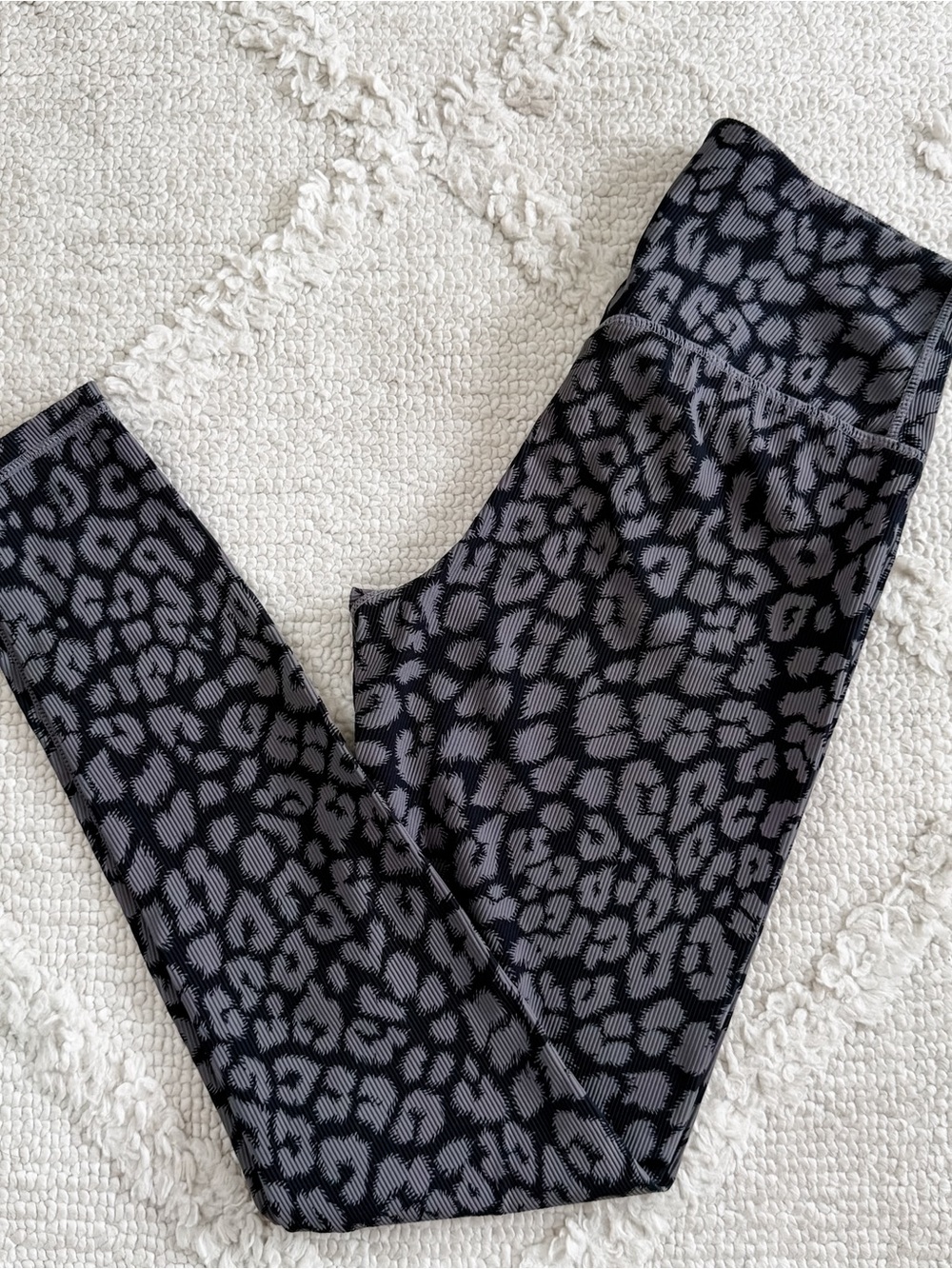 Glyder Black & Gray Leopard Ribbed Leggings